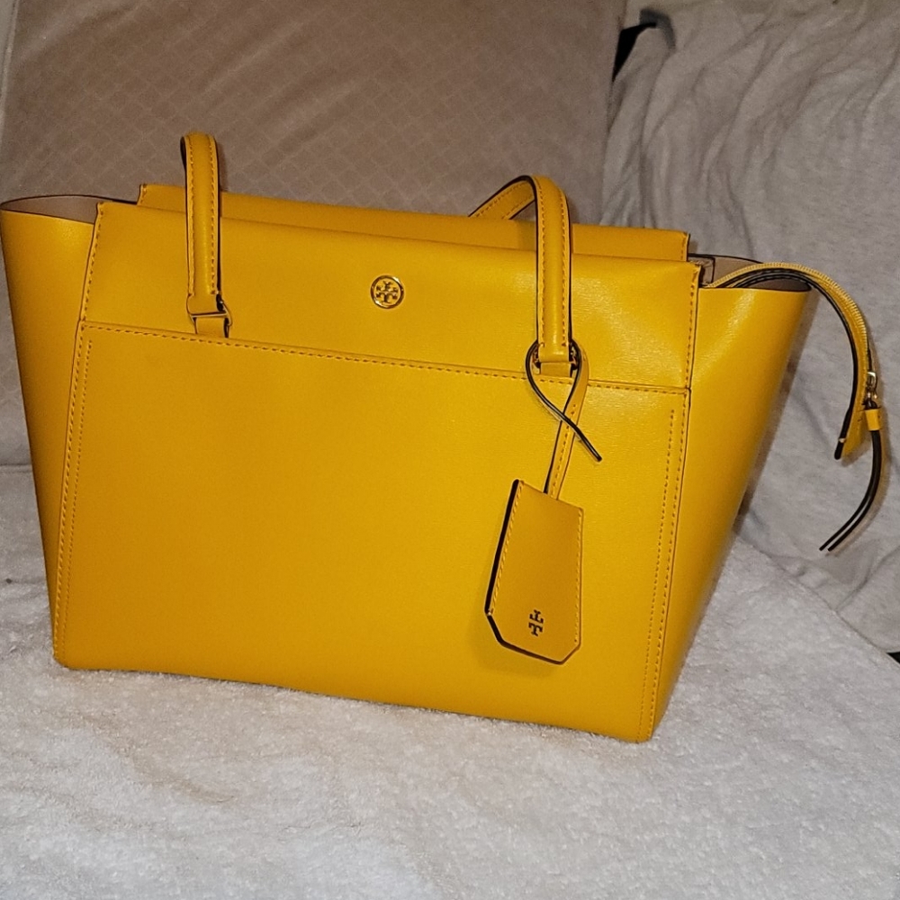 Tory bruch bag